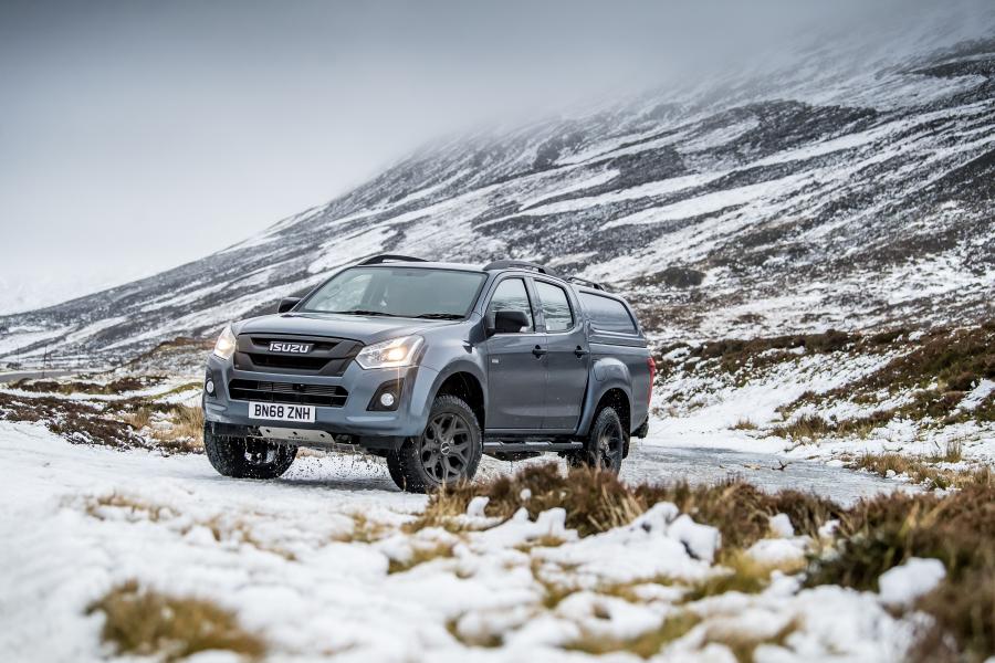  Isuzu D-Max Huntsman 2017 года  (UK) (фото 23 из 48)